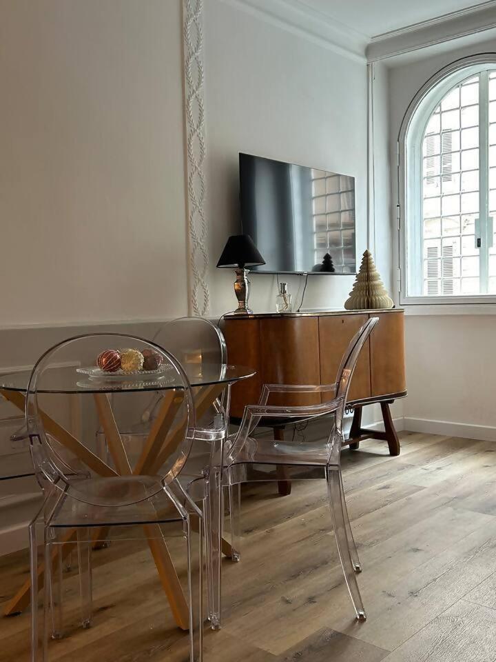 Crispi 30 Stylish Apartment